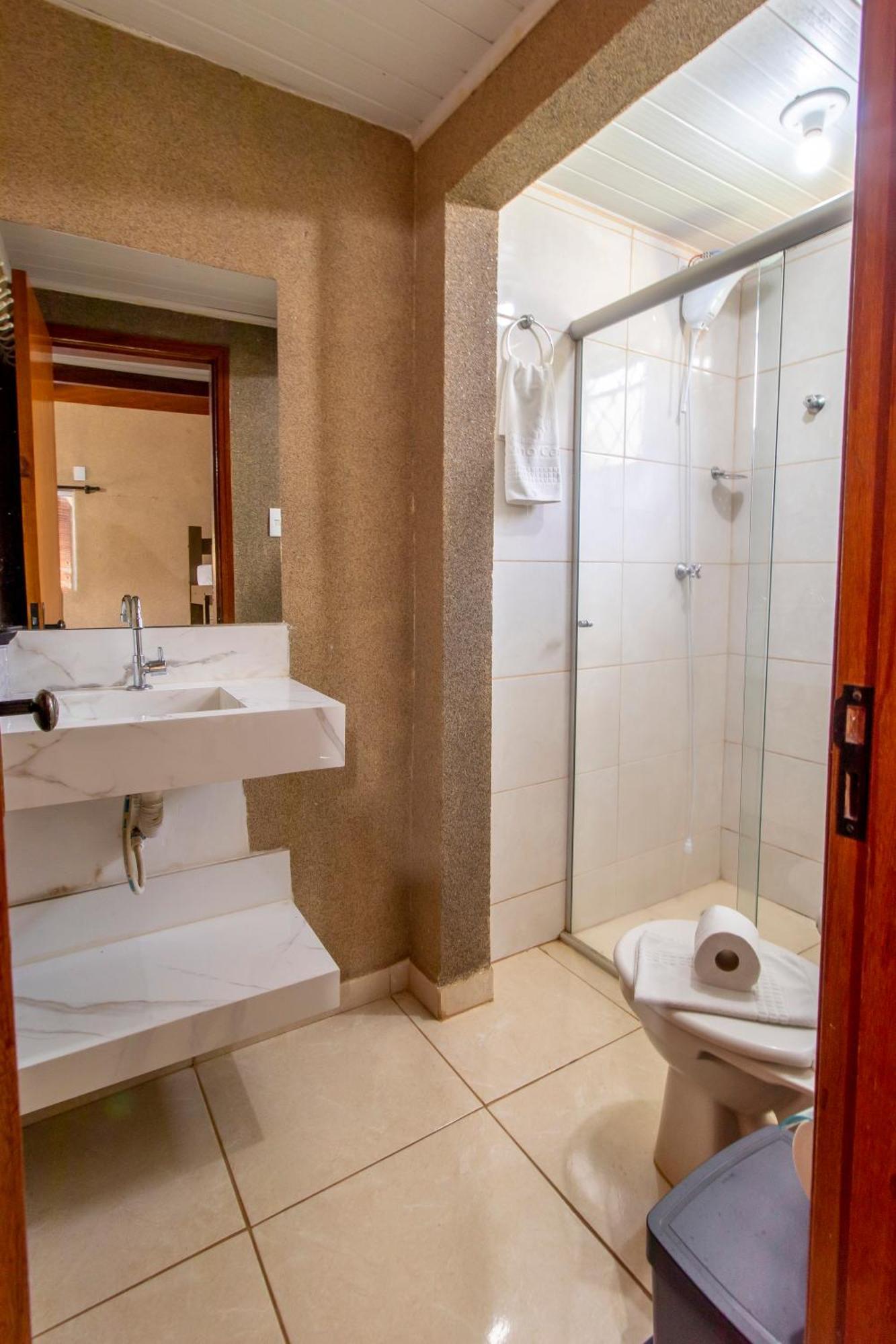 Divino Canto Inn